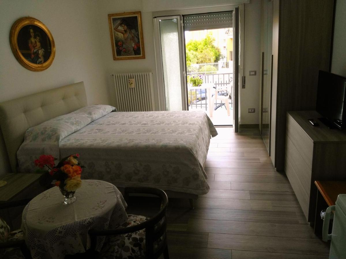 B&B Sweet Dreams Diano Marina Exteriér fotografie