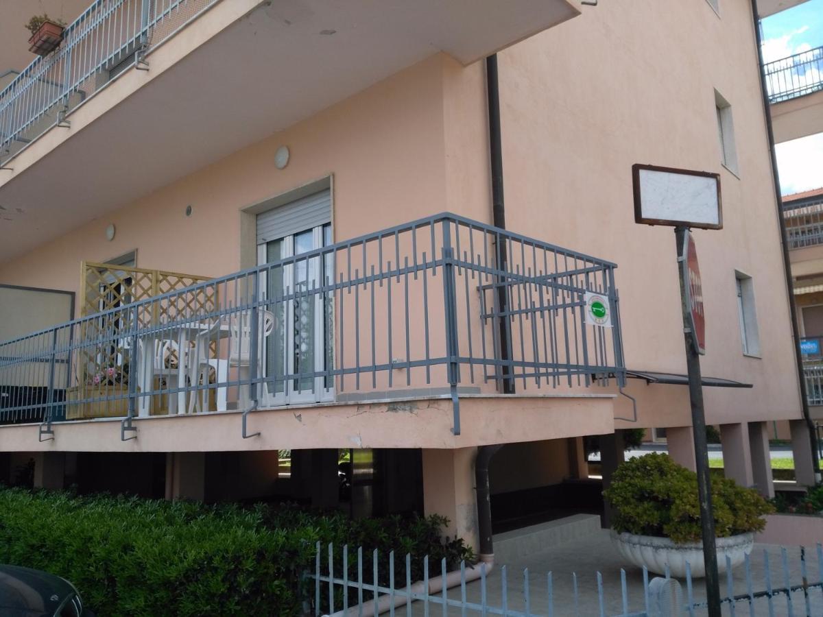B&B Sweet Dreams Diano Marina Exteriér fotografie